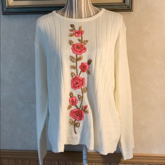 Sweaters - Floral sweater